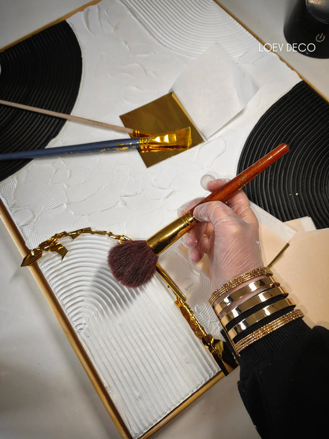 Entretien des tableaux texturés : le guide LOEV DECO