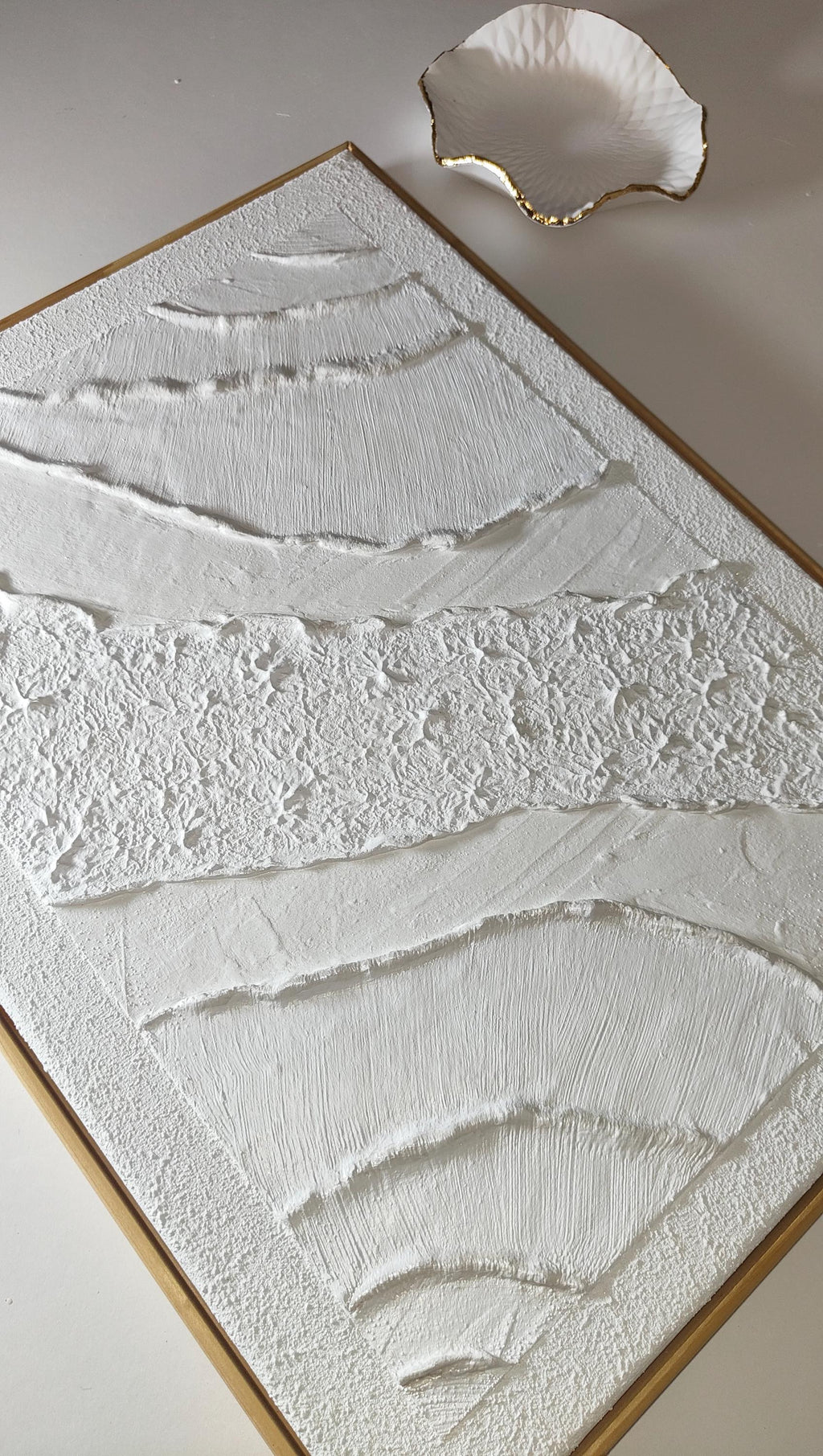 Art mural texturé blanc iridescent relief organique 30x40cm encadré France LOEV