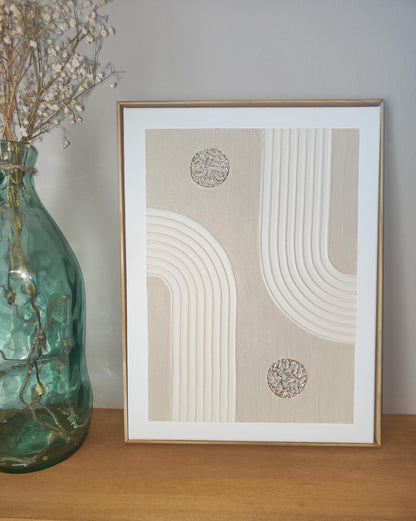 Tableau texturé beige doré arches relief 30x40 cm - mise en situation décoration intérieure - art mural premium cadre inclus
