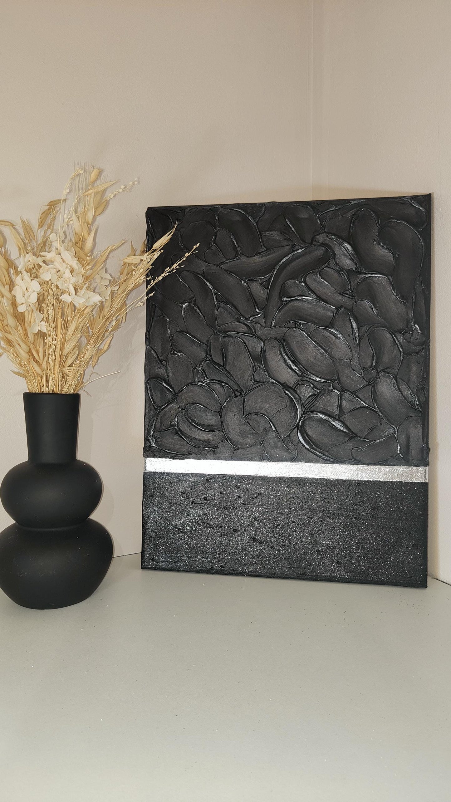 Art mural noir argent relief 30x40 cm - Décoration murale moderne artisanale - Tableau texturé élégant cadre inclus
