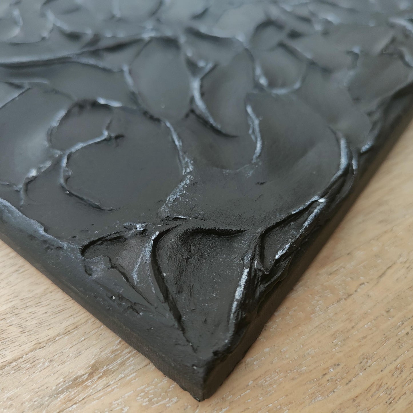 Tableau noir argent design moderne relief 30x40 cm - Décoration intérieure élégante texture artisanale - Art mural LOEV DECO
