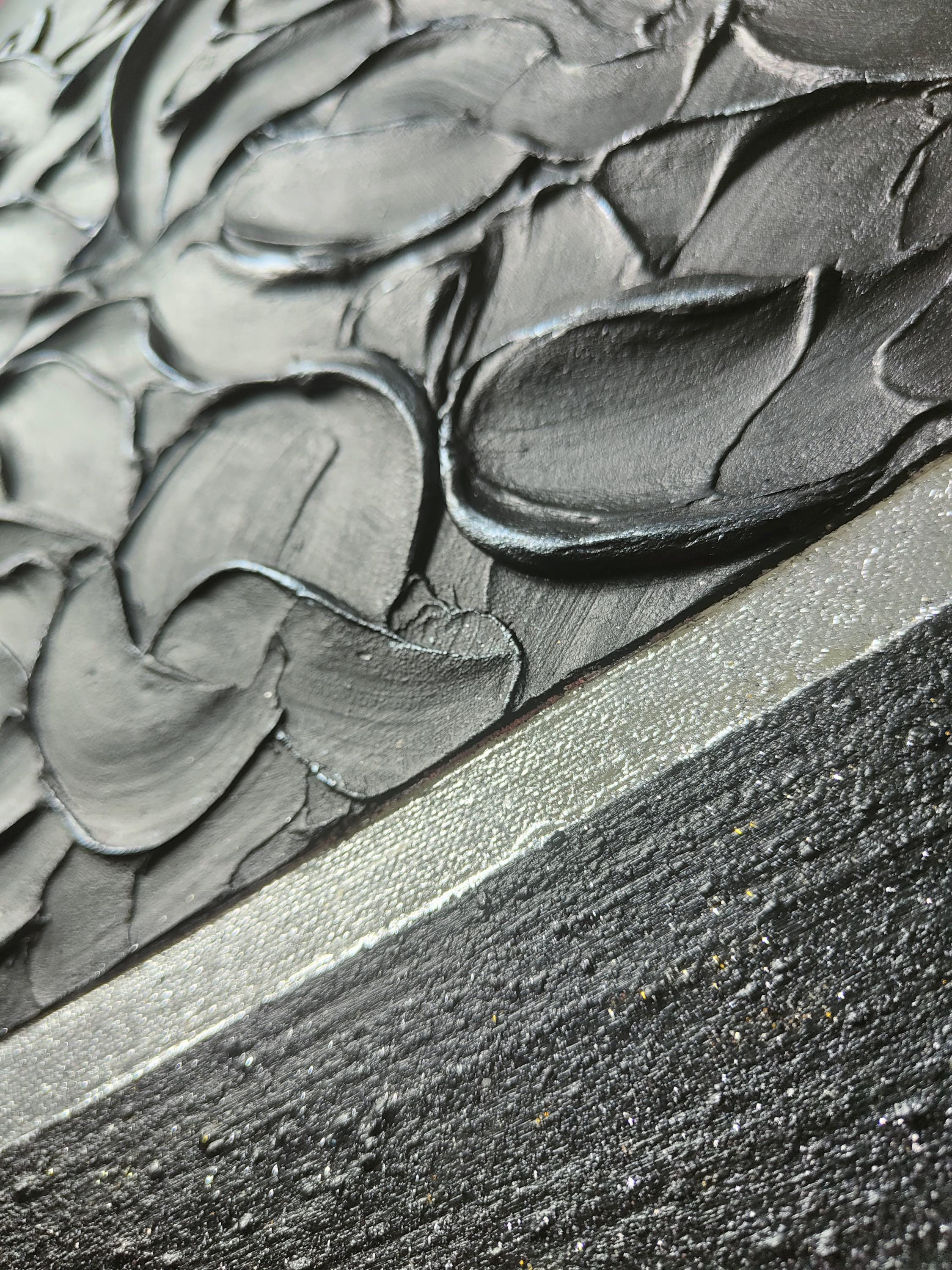 Décoration intérieure élégante - Tableau texturé noir argent relief 30x40 cm - Art mural moderne design encadré LOEV DECO
