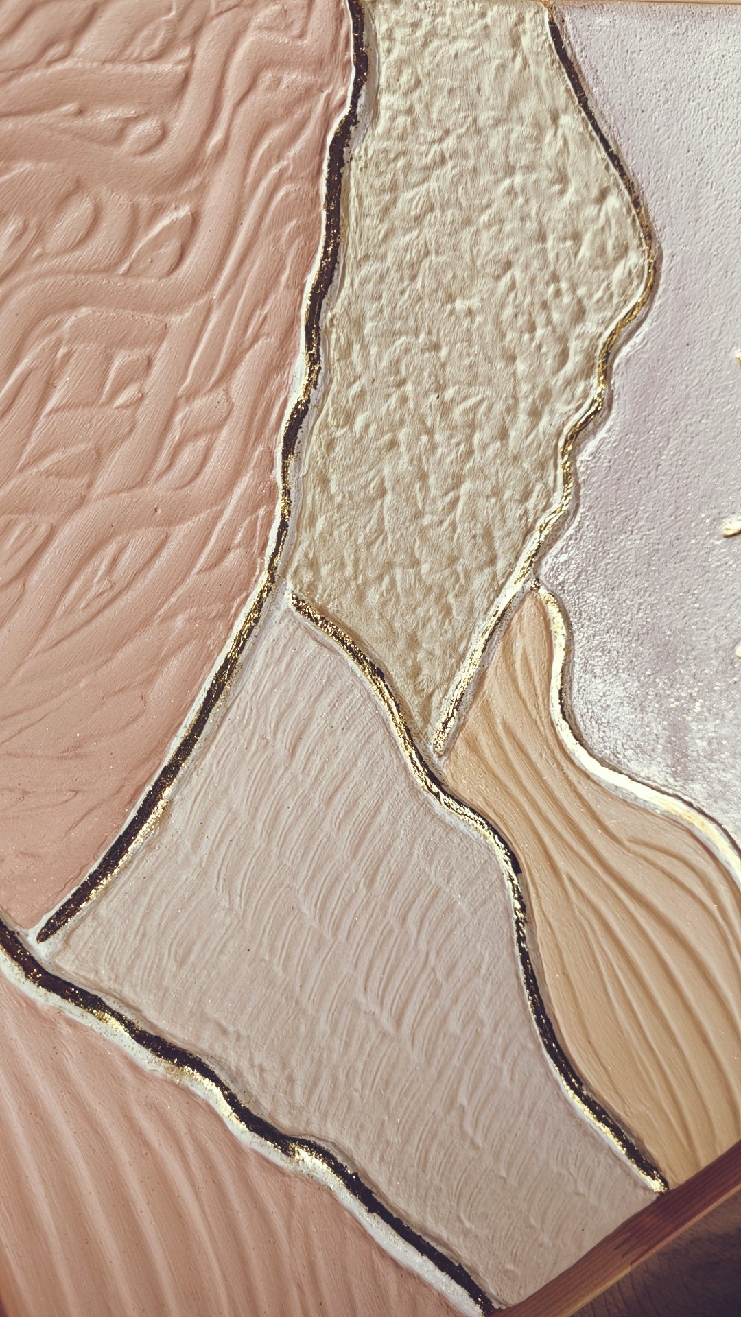 Tableau Texturé Rose Soleil Or - Relief Artisanal - 30x40 cm - Cadre Inclus