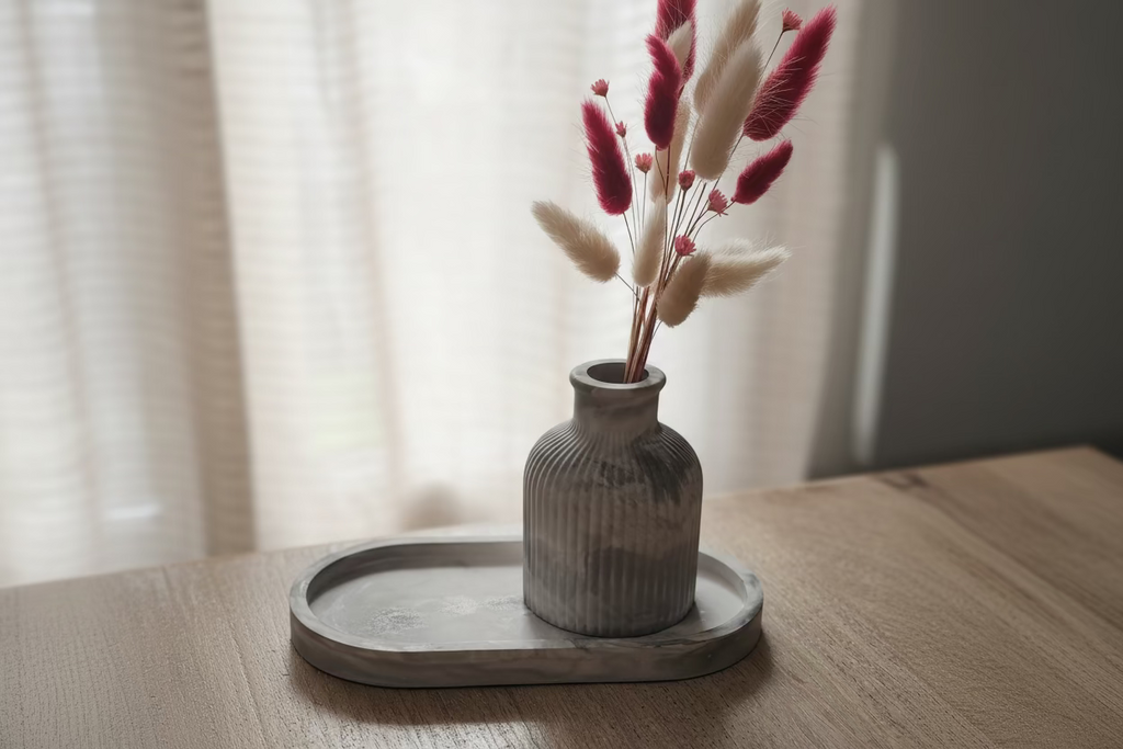 Textured Ceramic Vase Tray + Dried Flowers - 5 Colors LOEV