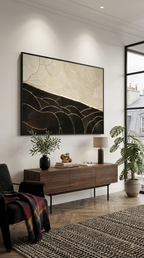 Tableau texturé sur mesure en relief noir blanc et feuille d'or appartement parisien moderne