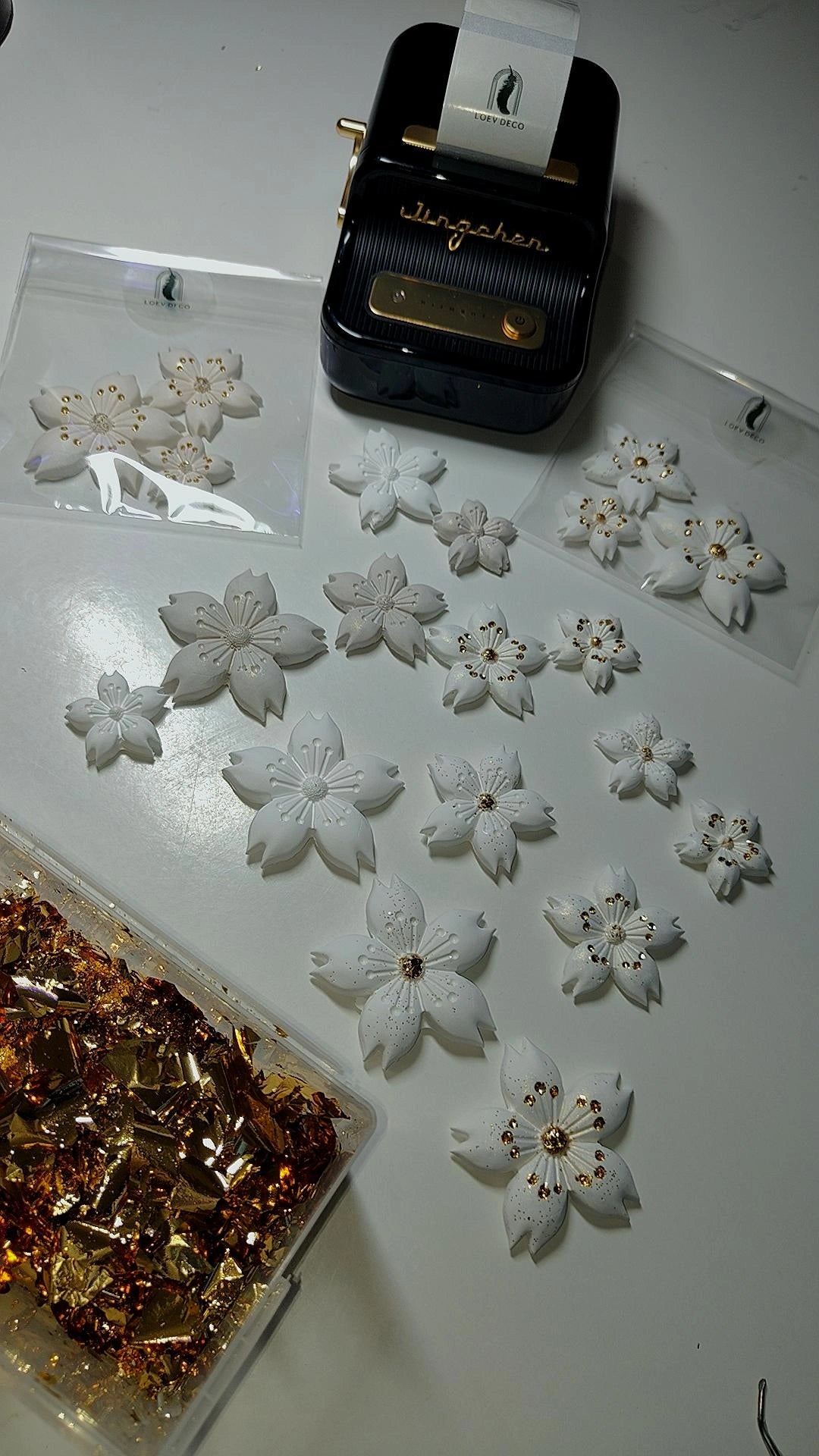 Aimants Décoratifs Fleurs - Ensemble de 3 Fleurs Aimantées Céramique LOEV