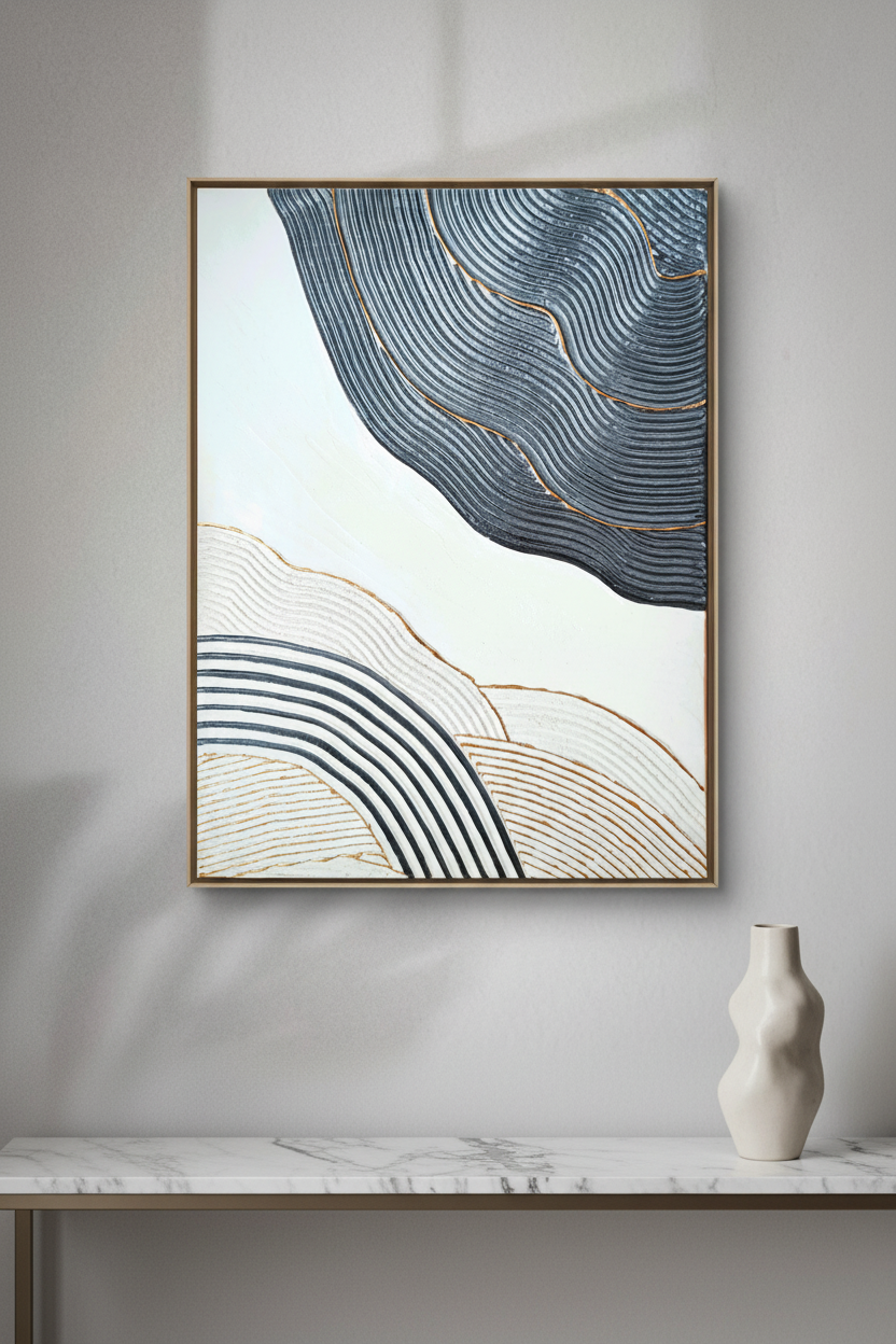 Tableau texturé bleu métallisé or relief vagues 30x40 cm - mise en situation appartement parisien luxe LOEV DECO